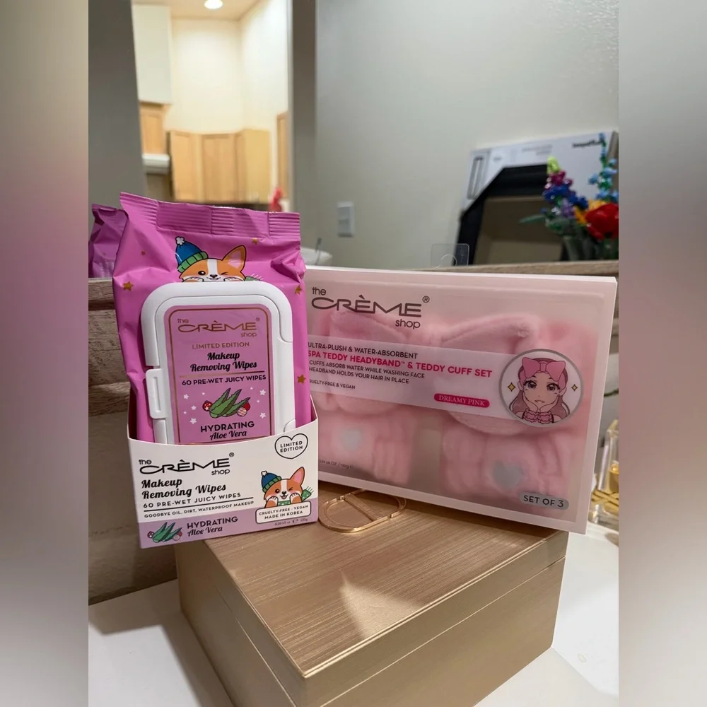 The Crème Shop Pink Makeup Removing Wipes & Teddy Cuff Set BUNDLE! - Picture 3 of 5